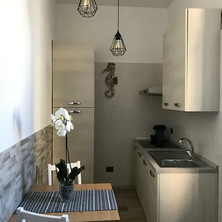 Apartment Dimora Fronte Del Porto *
