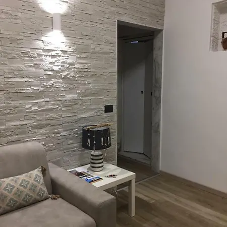 Apartment Dimora Fronte Del Porto